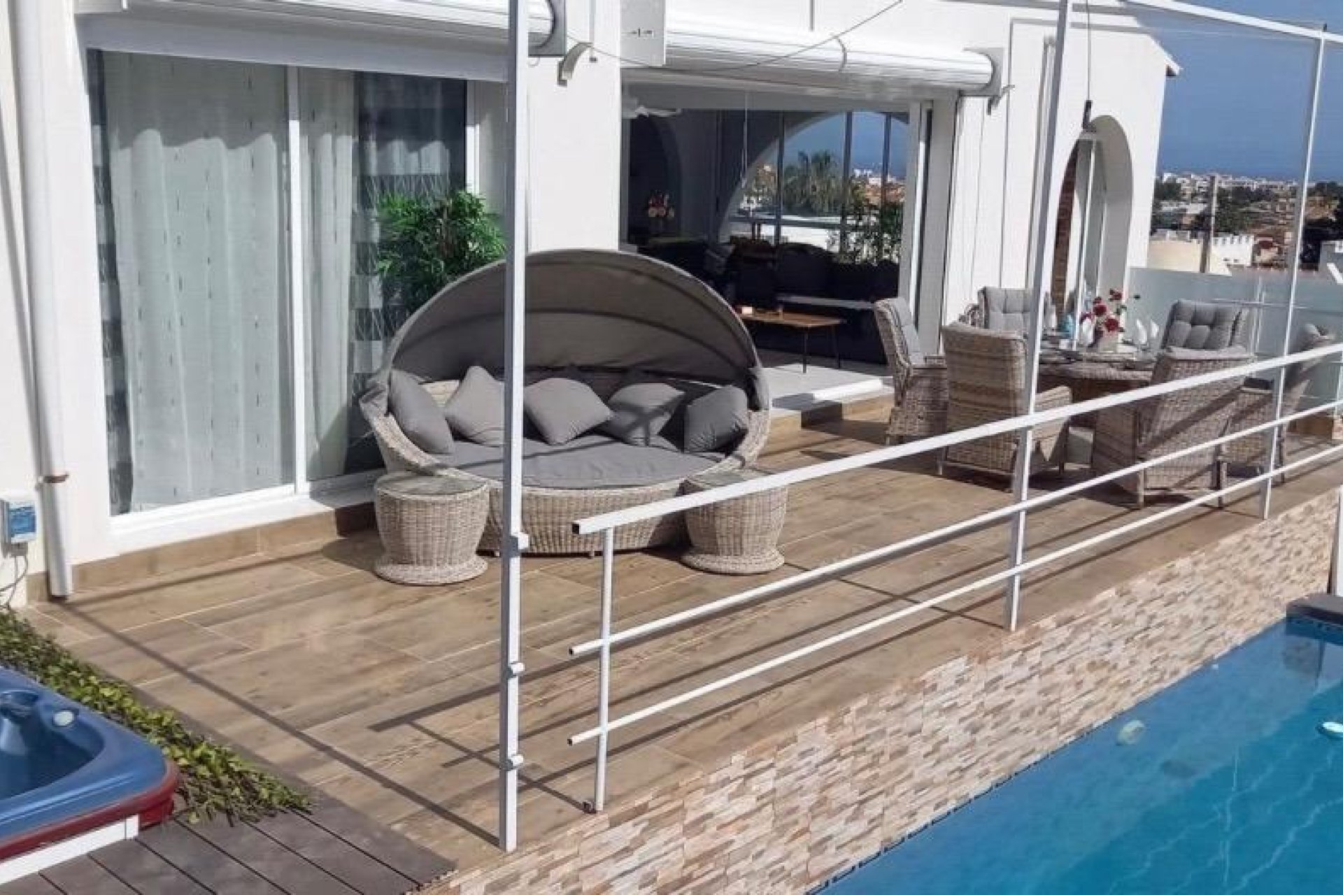 Reventa - Chalet - San Miguel de Salinas - Urbanizacion blue lagoon