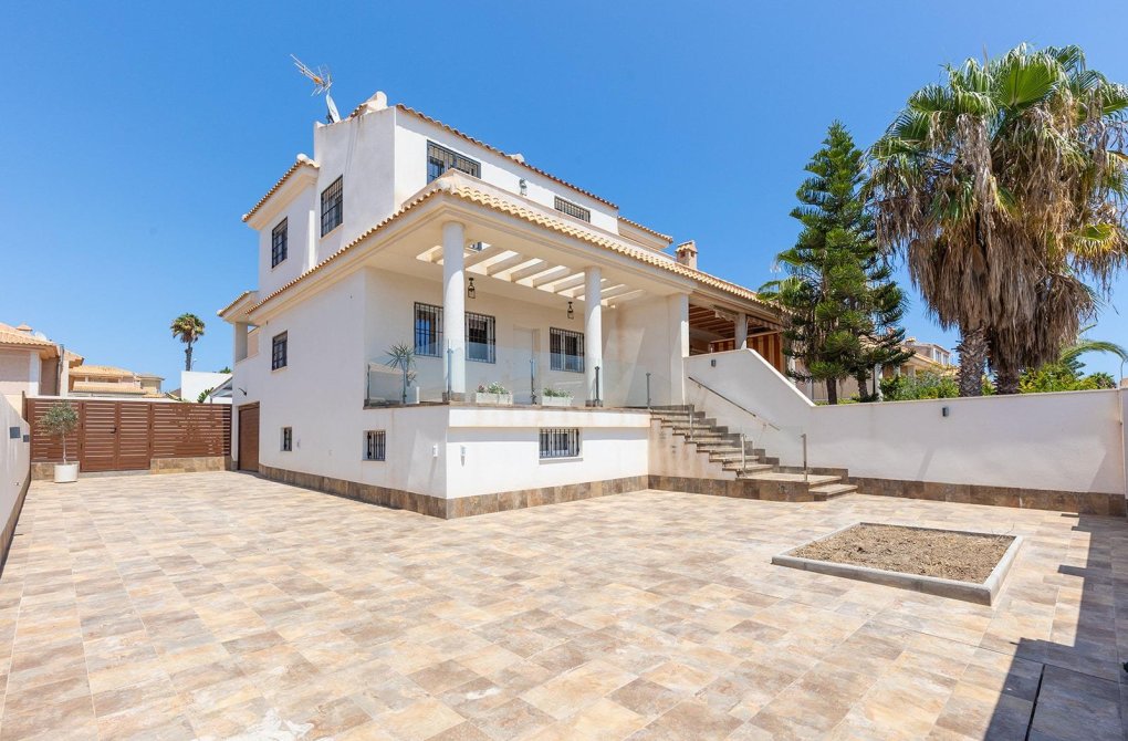 Reventa - Chalet - Torrevieja - Aguas nuevas 1