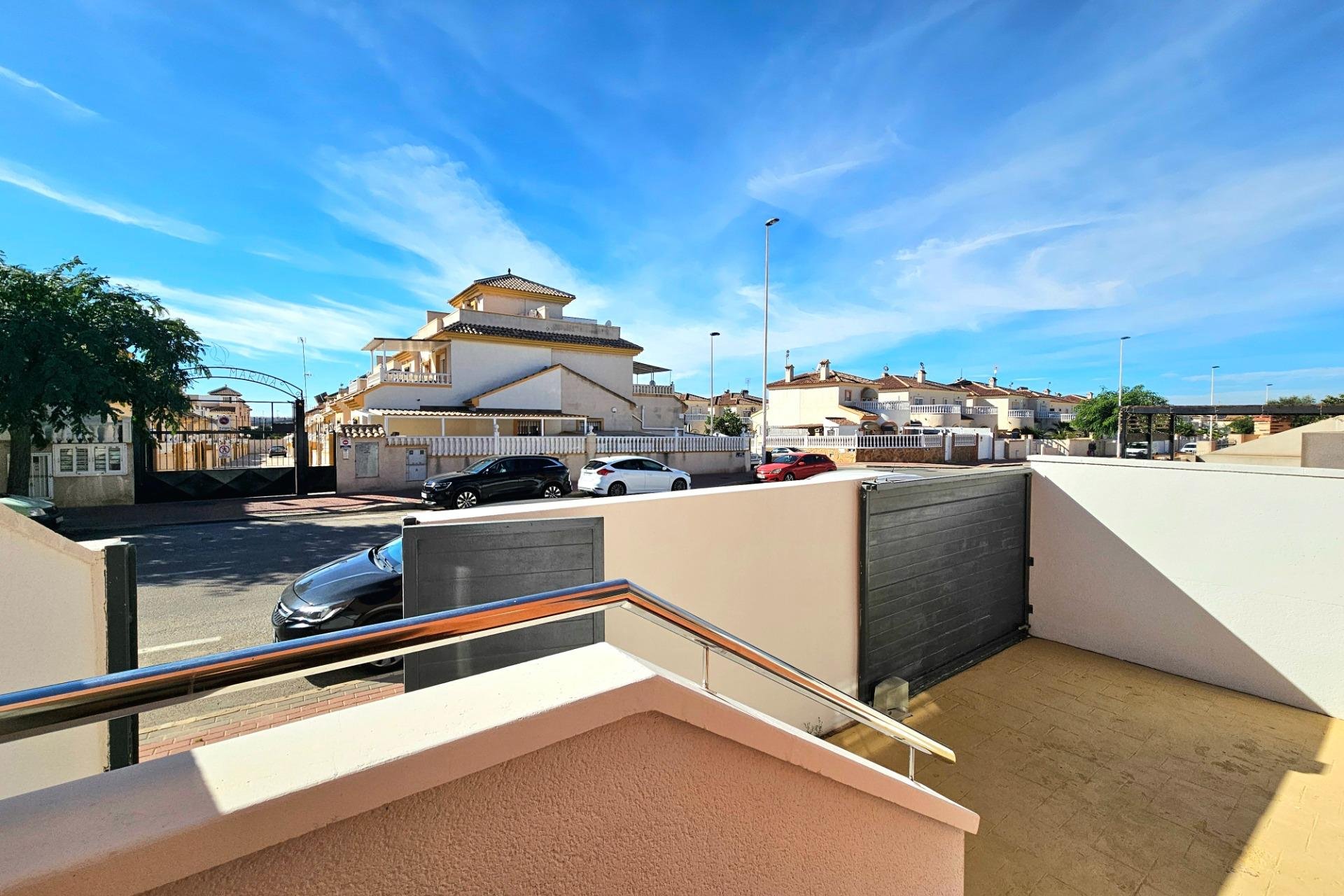 Reventa - Chalet - Torrevieja - Aguas Nuevas