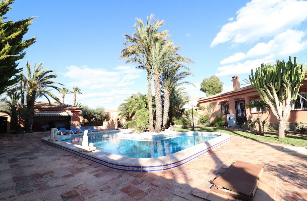 Reventa - Chalet - Torrevieja - El chaparral