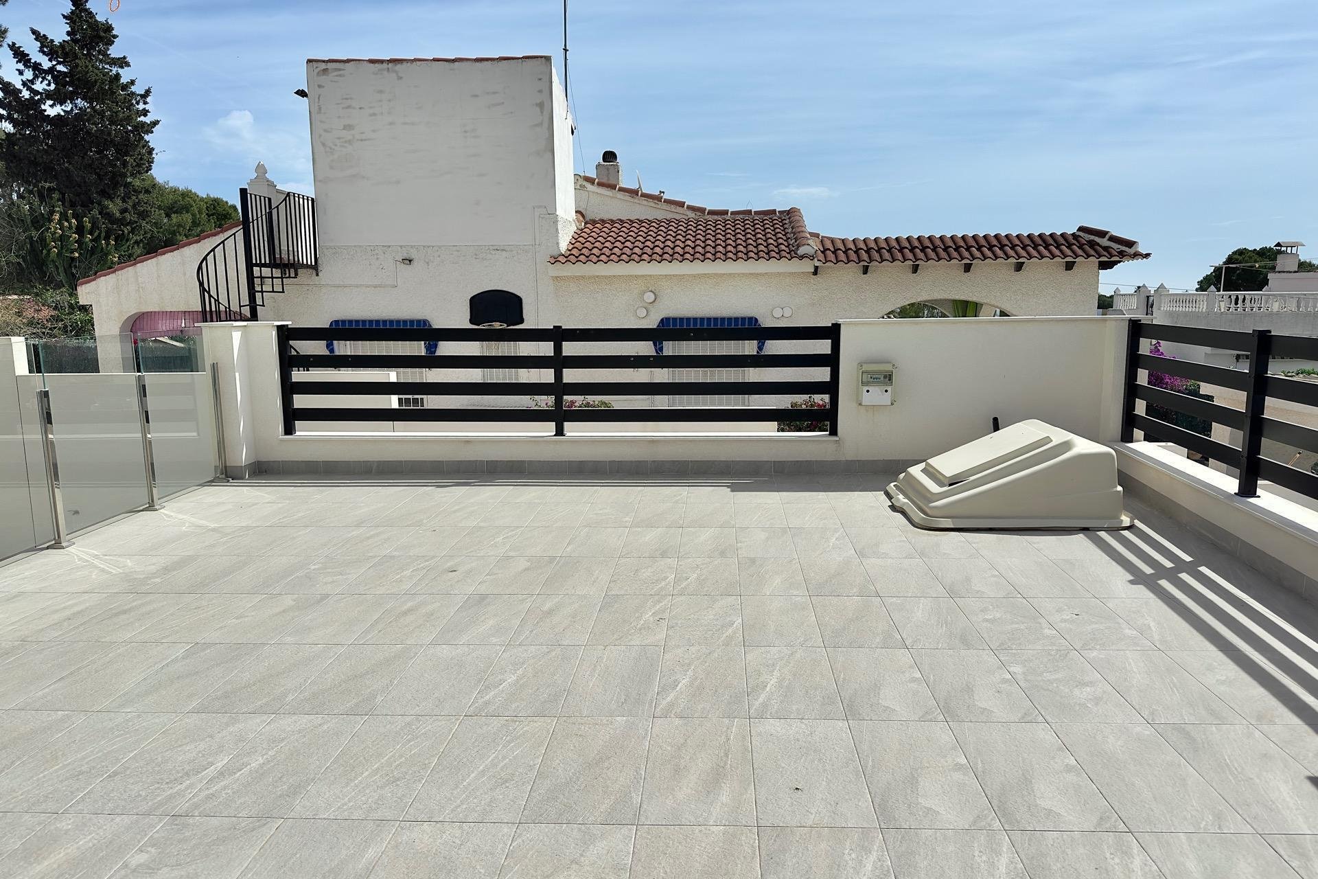 Reventa - Chalet - Torrevieja - Los balcones