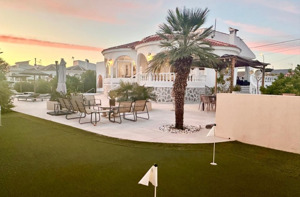 Reventa - Chalet - Torrevieja - San luis