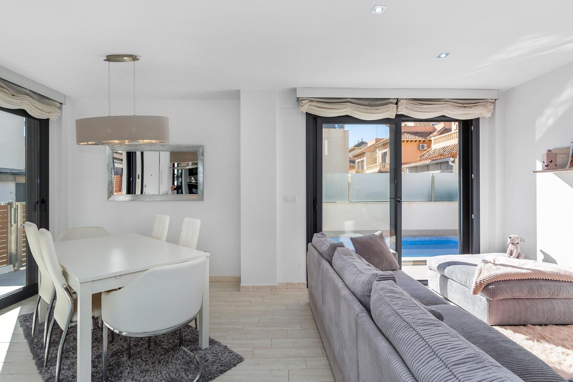 Reventa - Chalet - Torrevieja - Sector 25