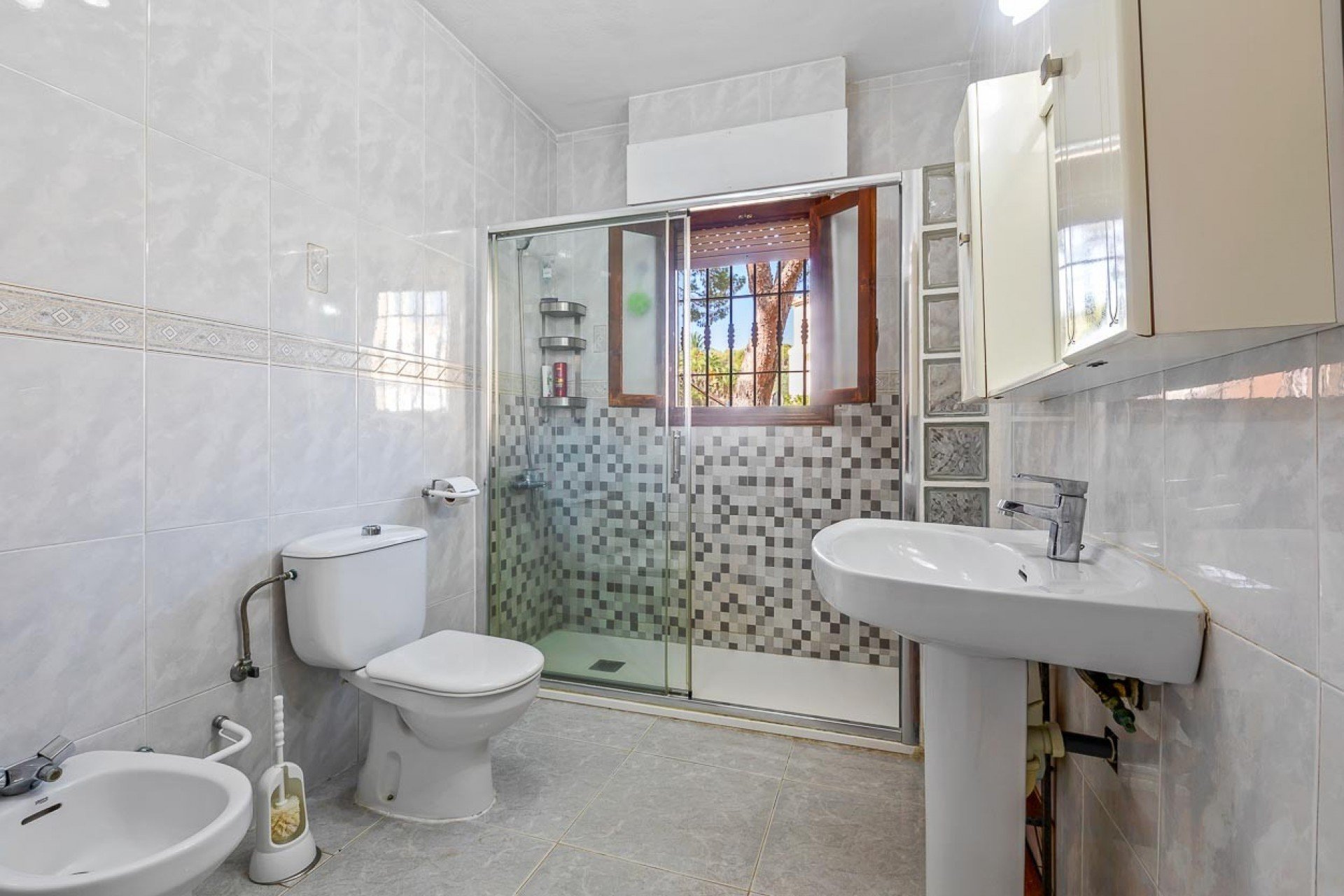 Reventa - Chalet - Villamartin - Res. Las Filipinas