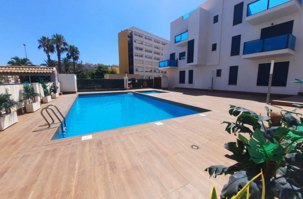 Reventa - Departamento - Torrevieja - Playa del Cura