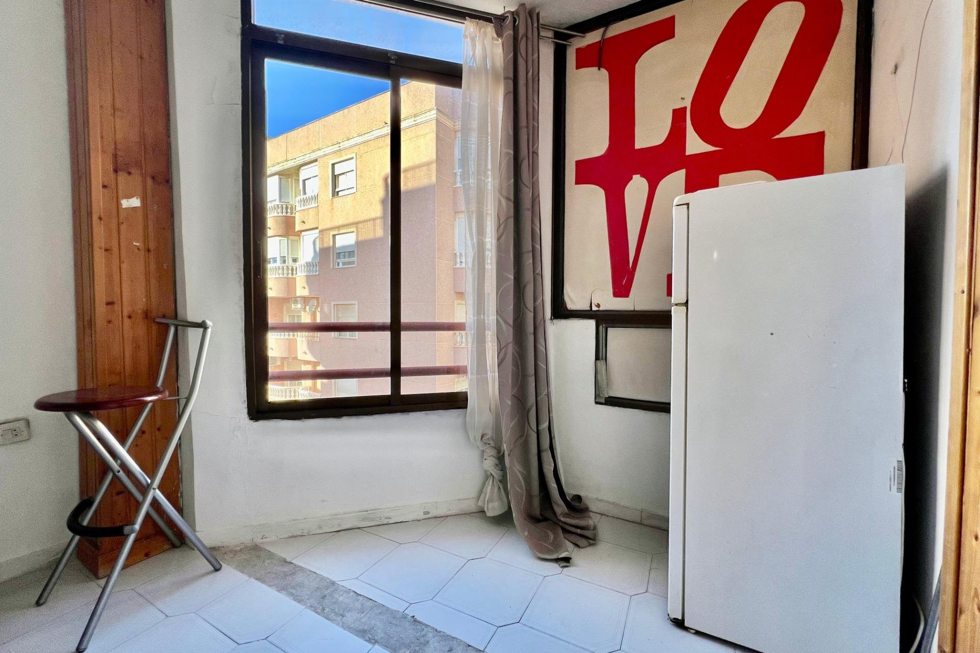 Reventa - Estudio - Torrevieja - Centro