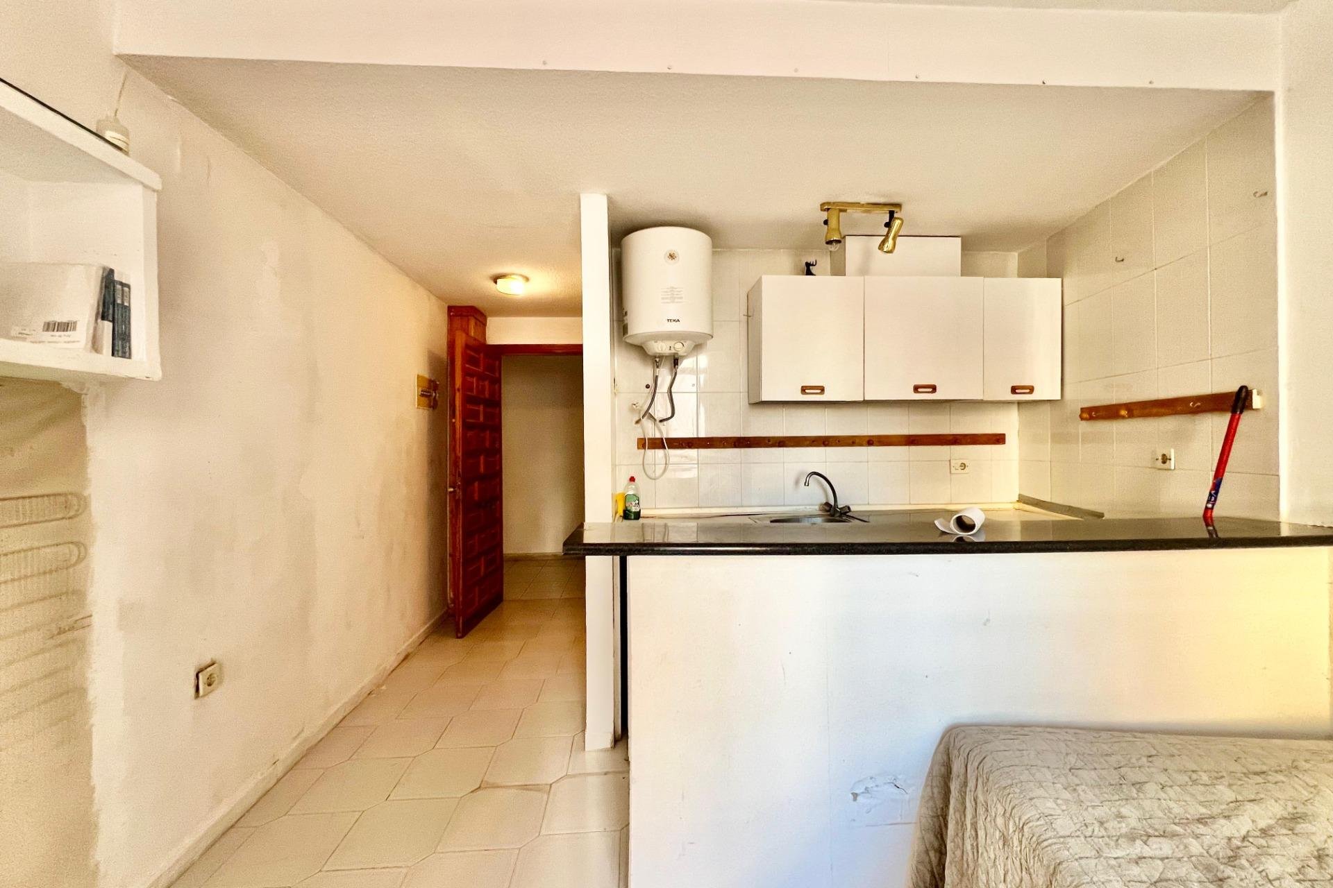 Reventa - Estudio - Torrevieja - Centro