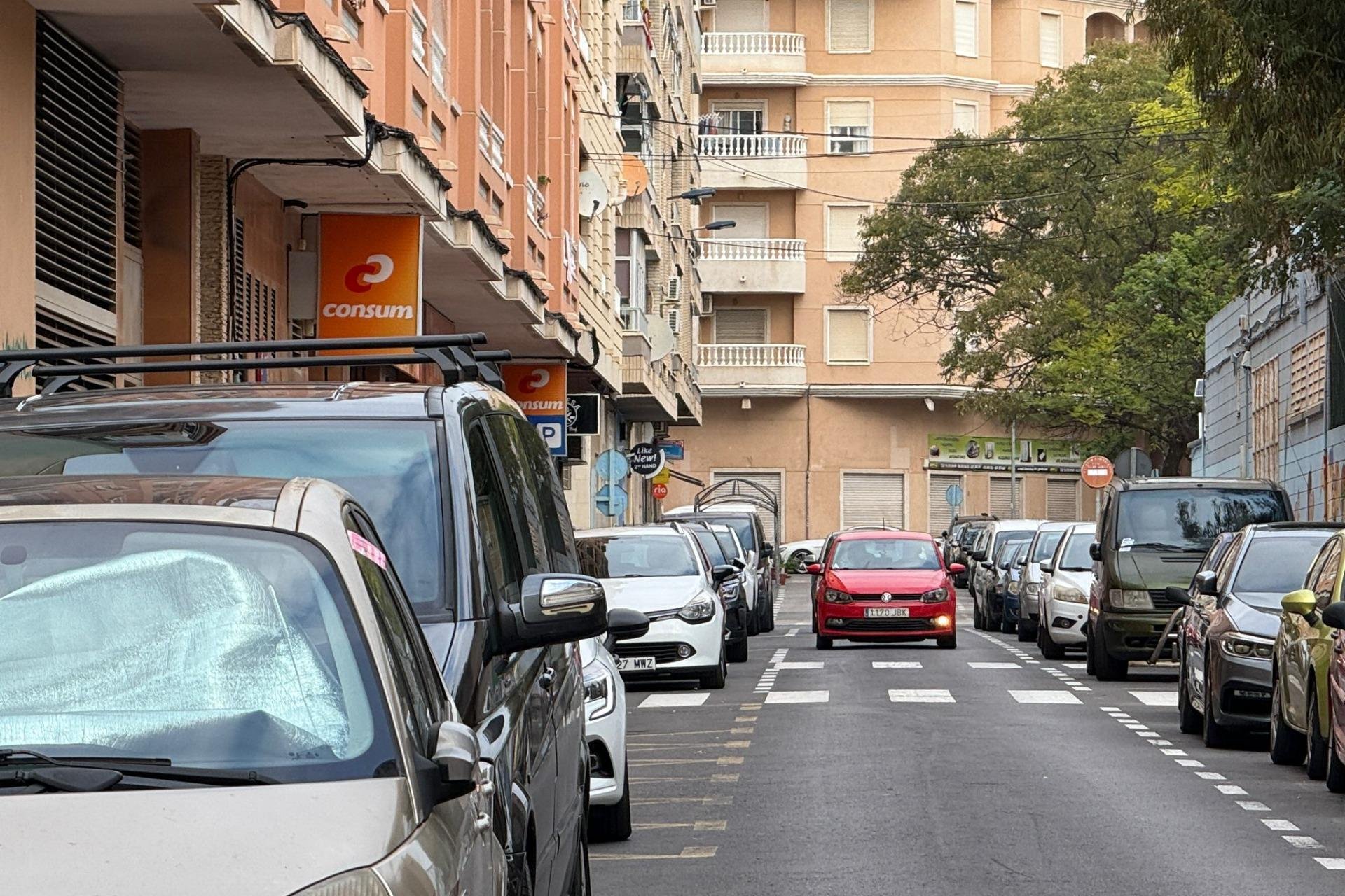 Reventa - Estudio - Torrevieja - Estacion de autobuses