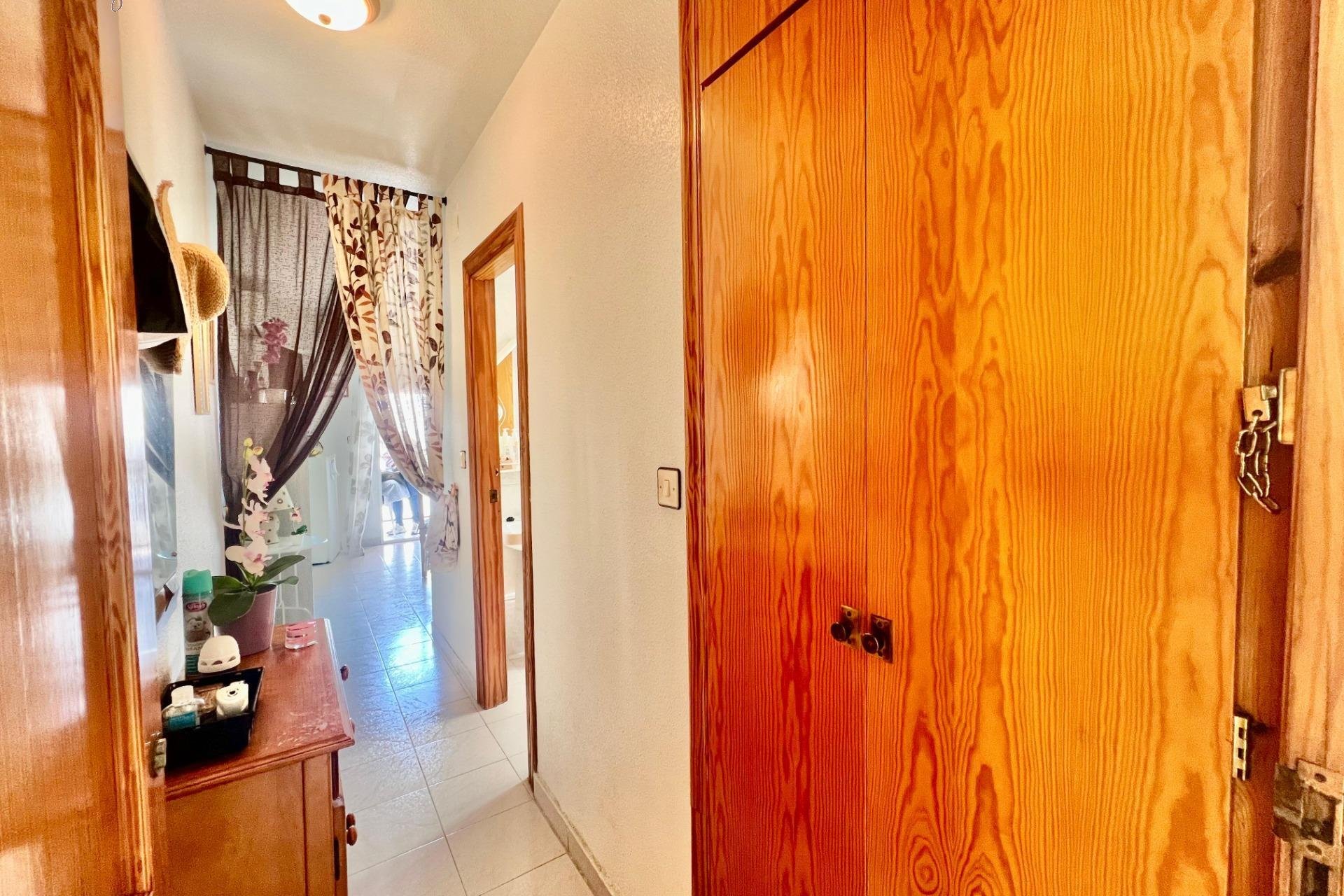 Reventa - Estudio - Torrevieja - Habaneras