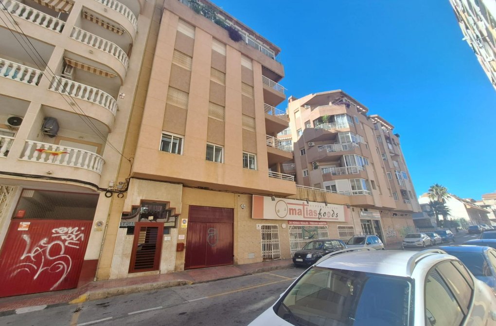 Reventa - Estudio - Torrevieja - Playa de los locos