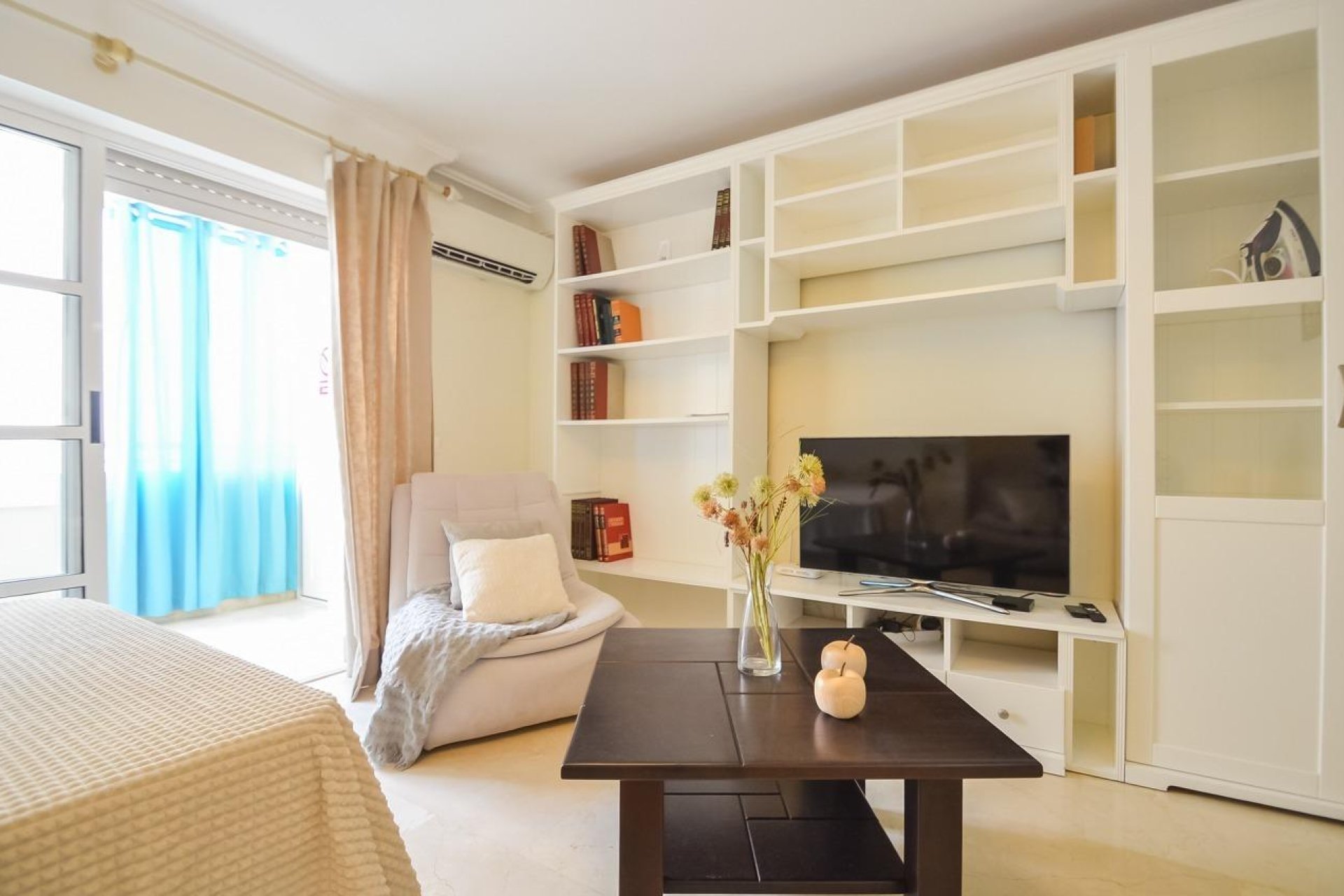 Reventa - Estudio - Torrevieja - Playa de los locos