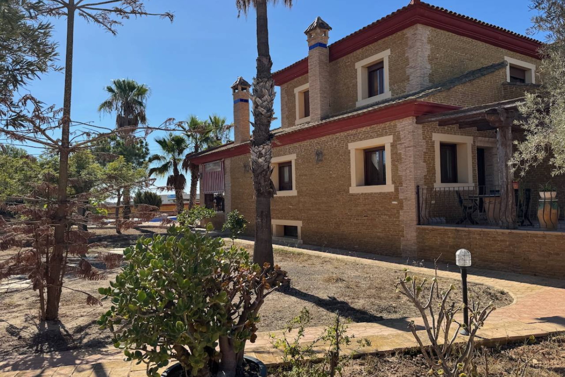 Reventa - Finca / Propiedad de Campo - Los Montesinos