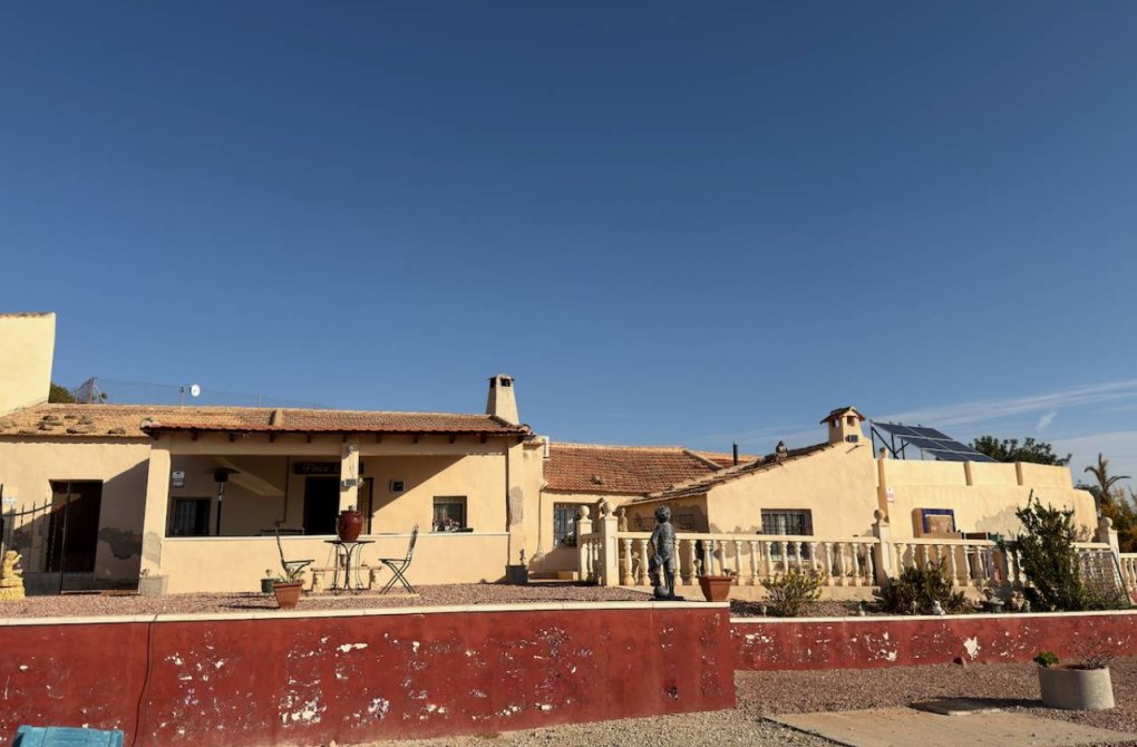 Reventa - Finca / Propiedad en el campo - Orihuela Costa - Orihuela