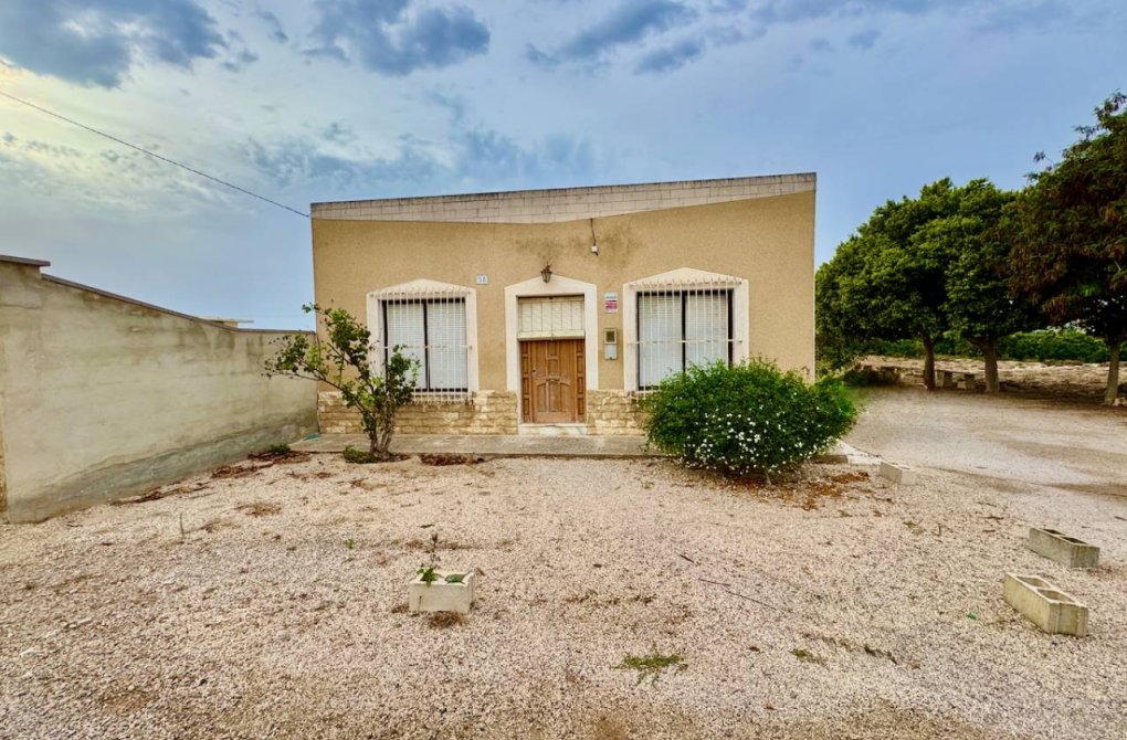 Reventa - Finca / Propiedad en el campo - Rojales - Cuidad Quesada