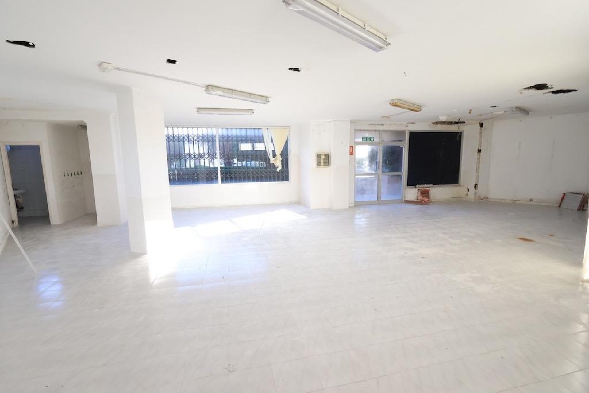 Reventa - Locales comerciales - Orihuela Costa - La Zenia