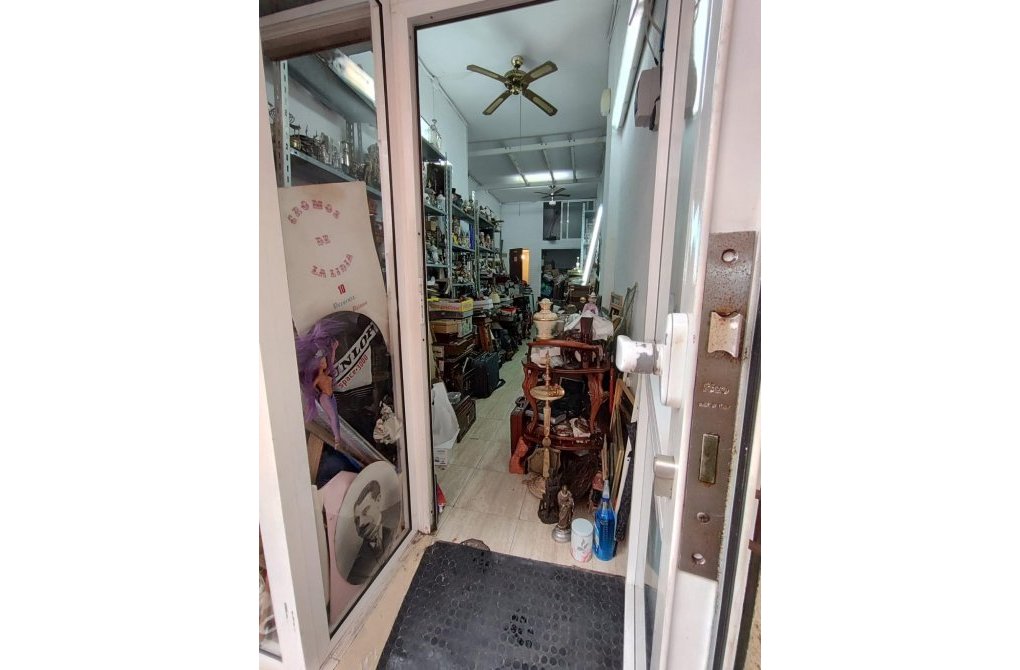 Reventa - Negocio - Torrevieja - Habaneras