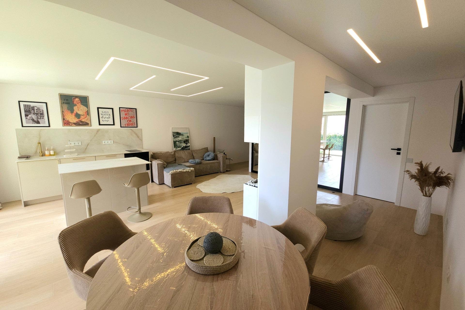 Reventa - Planta baja - Torrevieja - La veleta