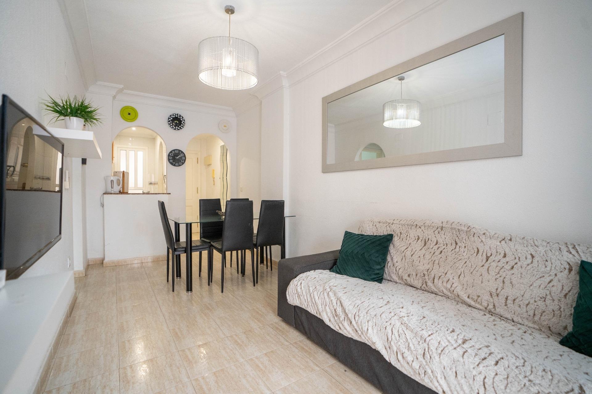 Reventa - Planta baja - Torrevieja - Playa del cura