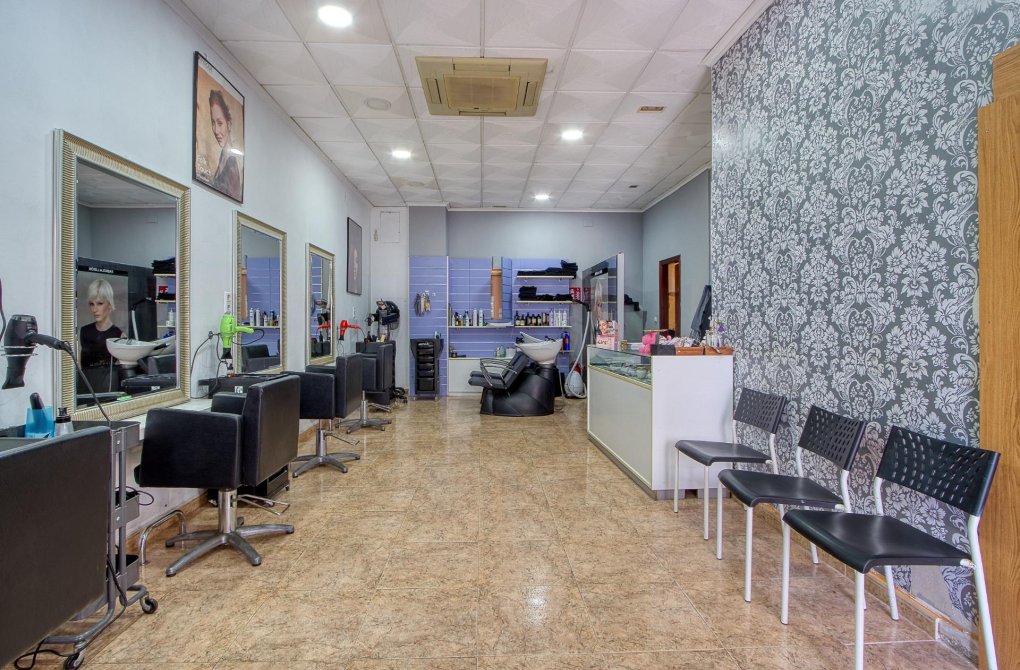 Reventa - Propiedad comercial - Torrevieja - La Mata