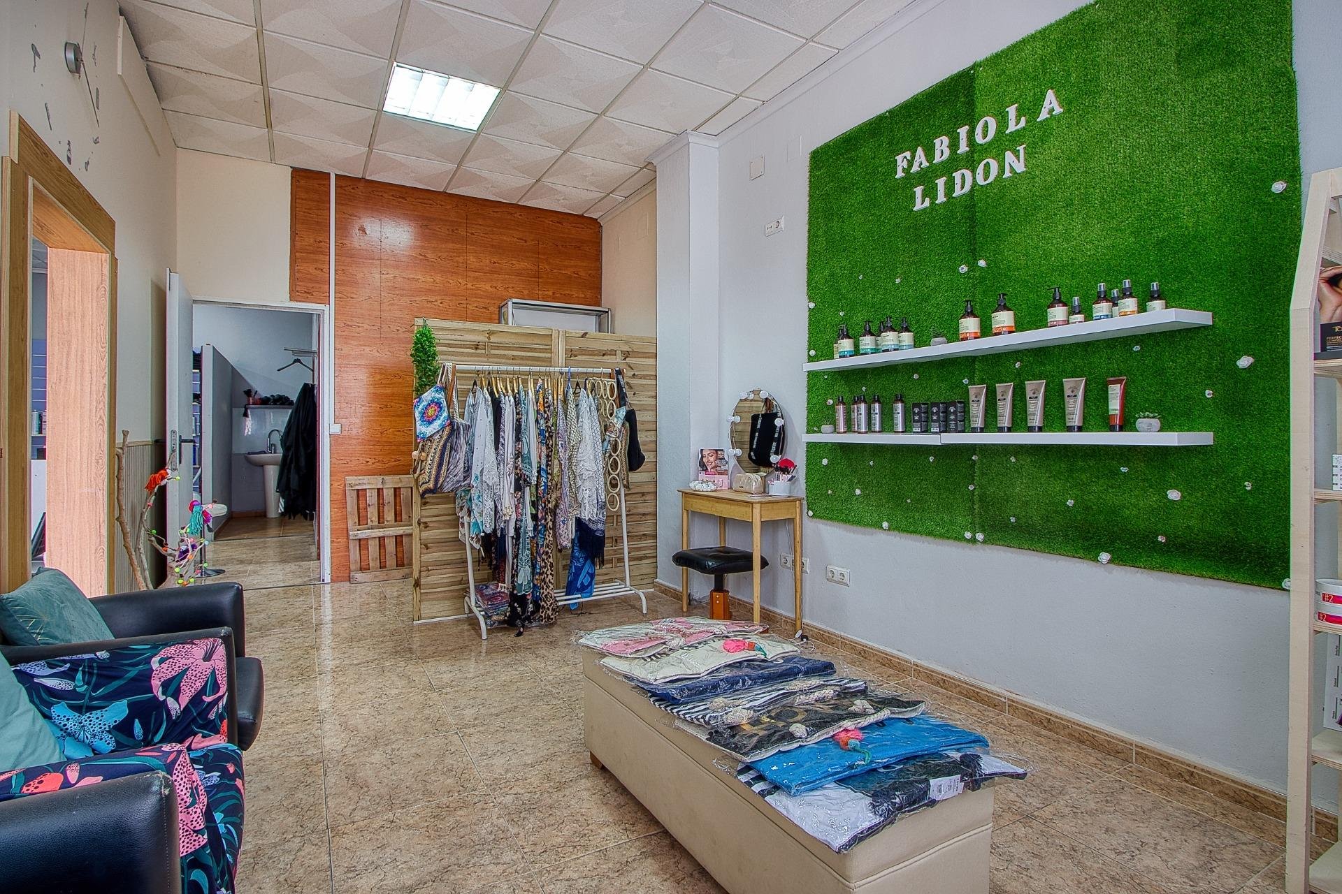 Reventa - Propiedad comercial - Torrevieja - La Mata