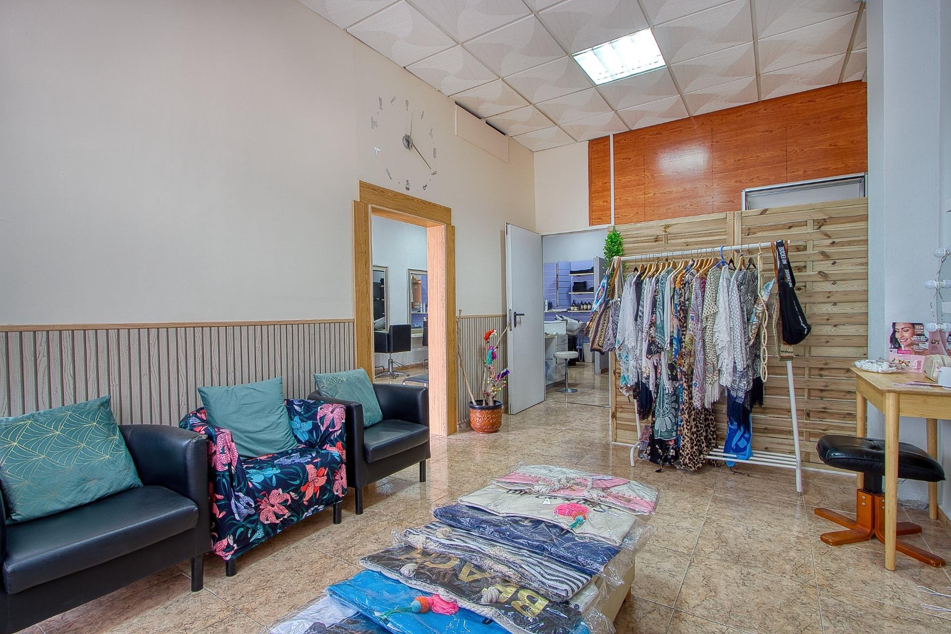 Reventa - Propiedad comercial - Torrevieja - La Mata