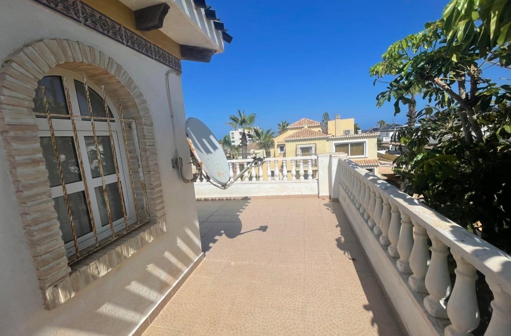 Reventa - Semi - Torrevieja - Torre la mata