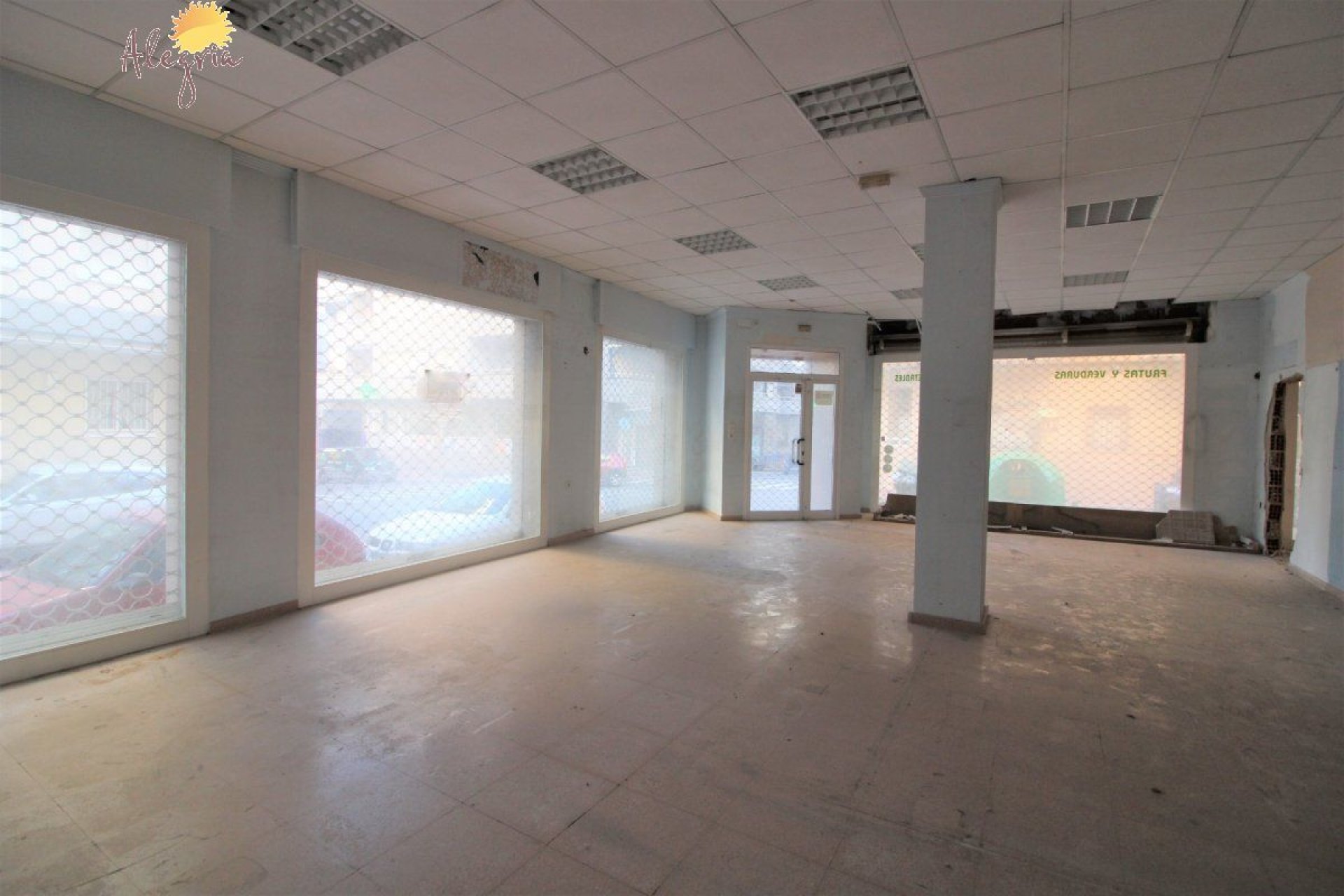 Reventa - Unidad Comercial - Torrevieja - Playa del Cura