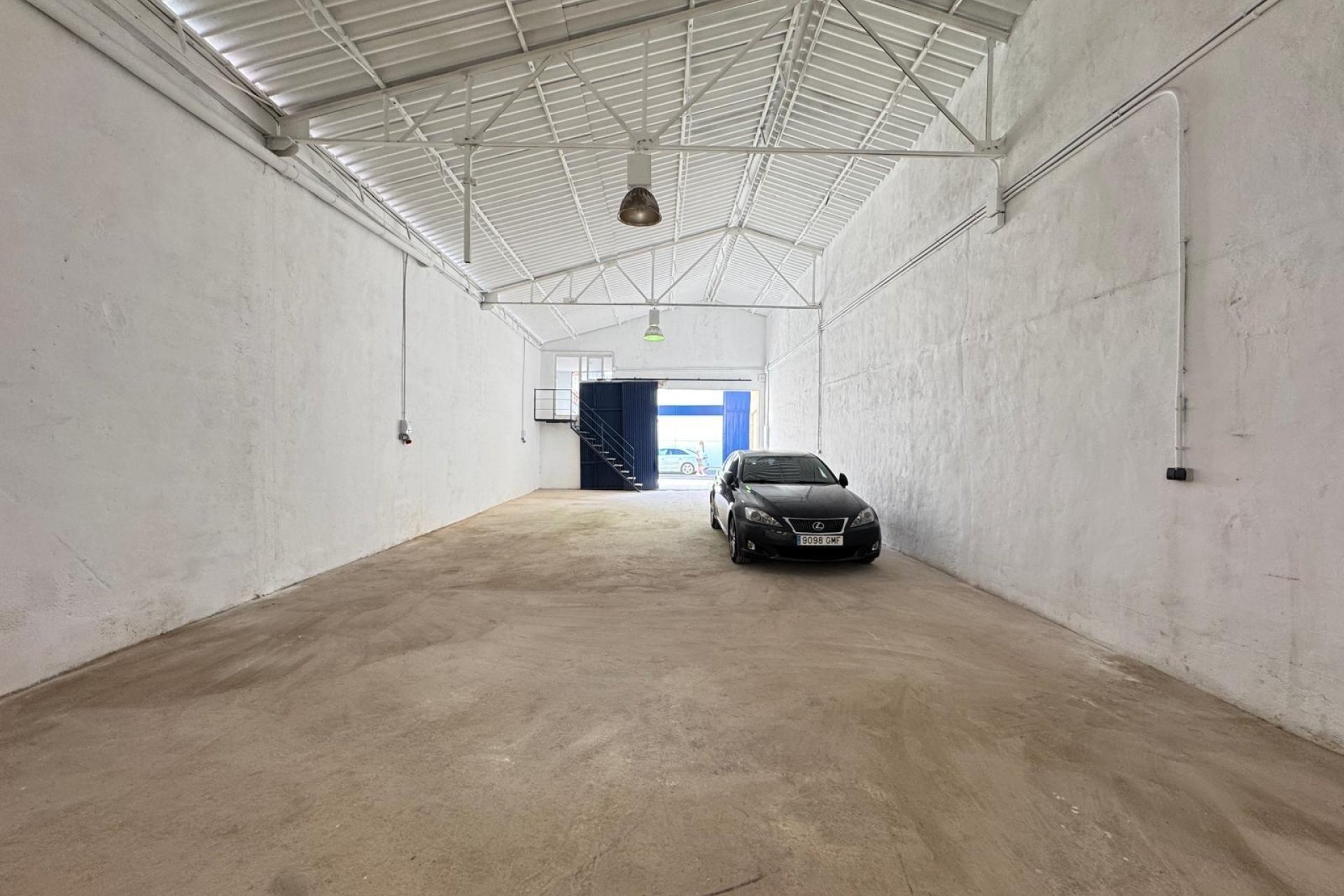 Reventa - Unidad industrial - Torrevieja - Centro