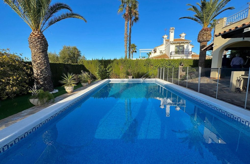 Reventa - Villa - Cabo Roig