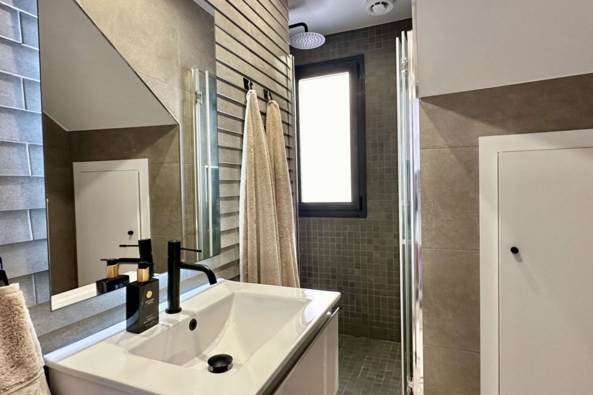 Reventa - Villa independiente - Orihuela Costa - Lomas de Cabo Roig