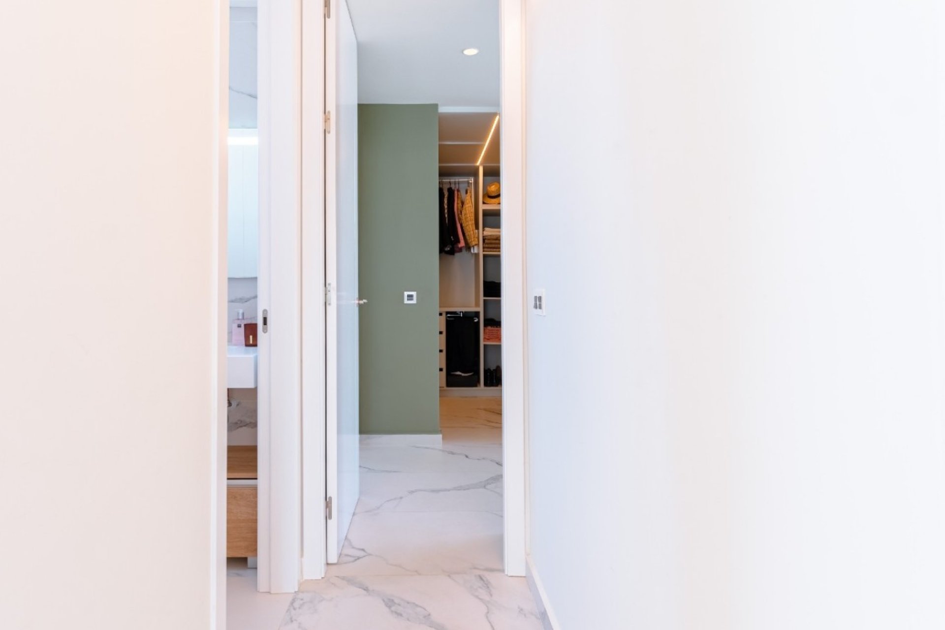 Reventa - Villa independiente - San Miguel de Salinas