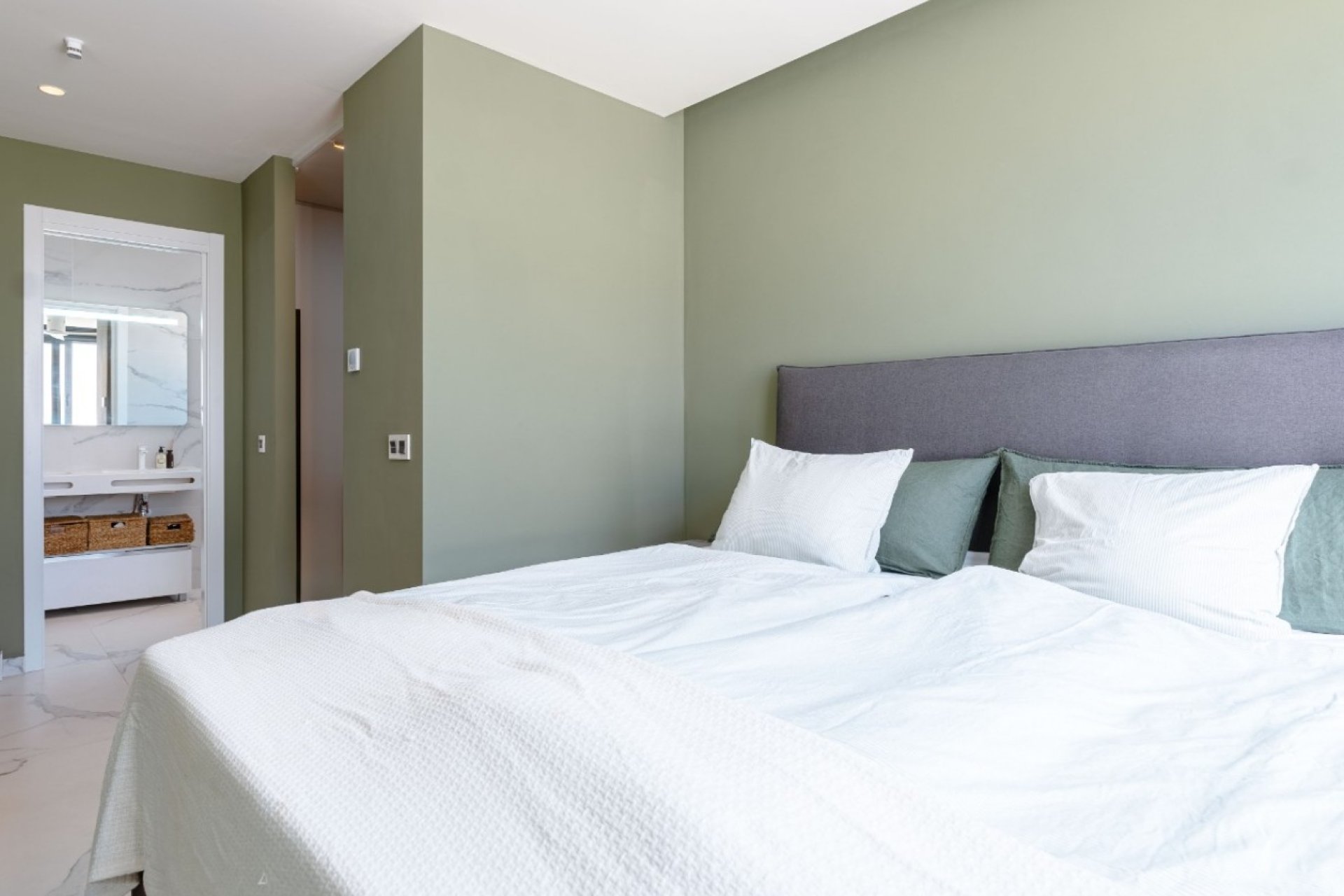 Reventa - Villa independiente - San Miguel de Salinas