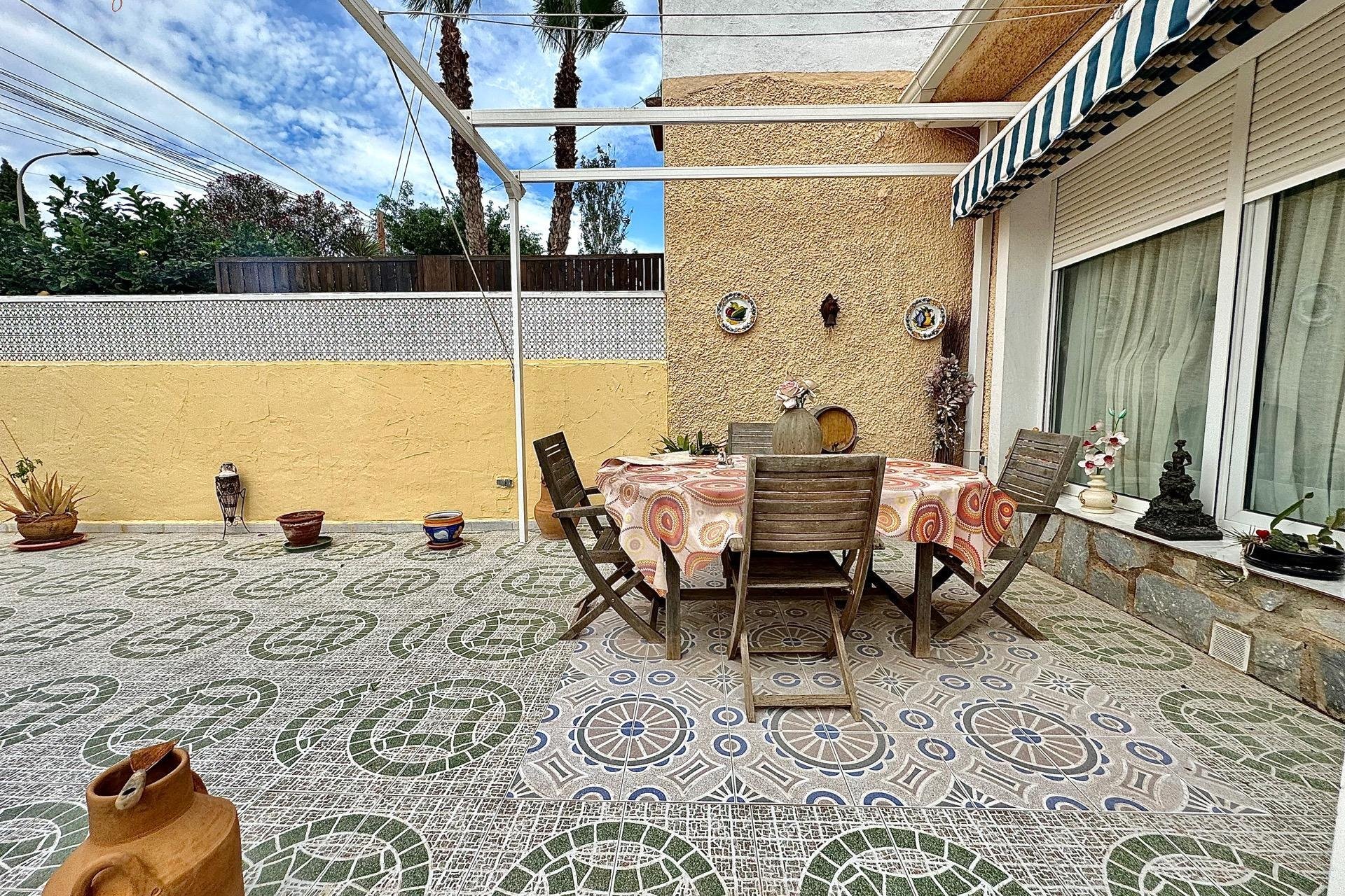 Reventa - Villa - Torrevieja - La siesta