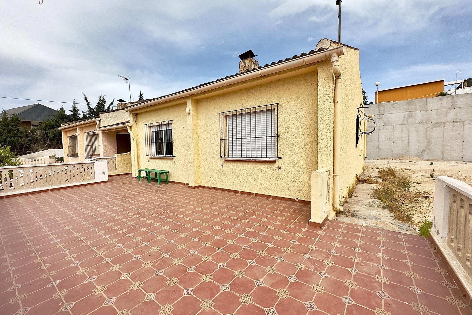 Reventa - Villa - Torrevieja - Los balcones