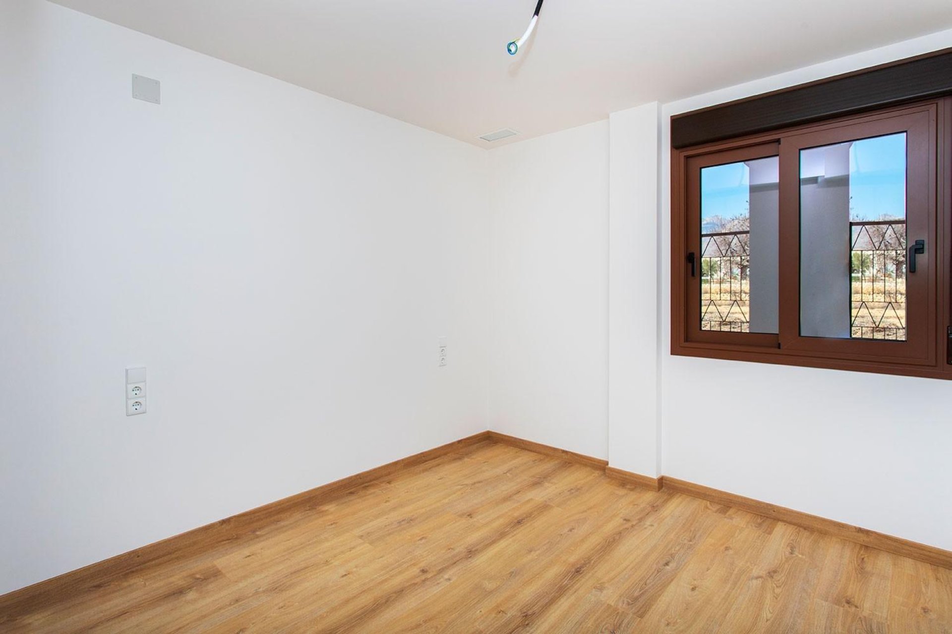 Rynek pierwotny - Bungalow - Hondón de las Nieves - El Salero