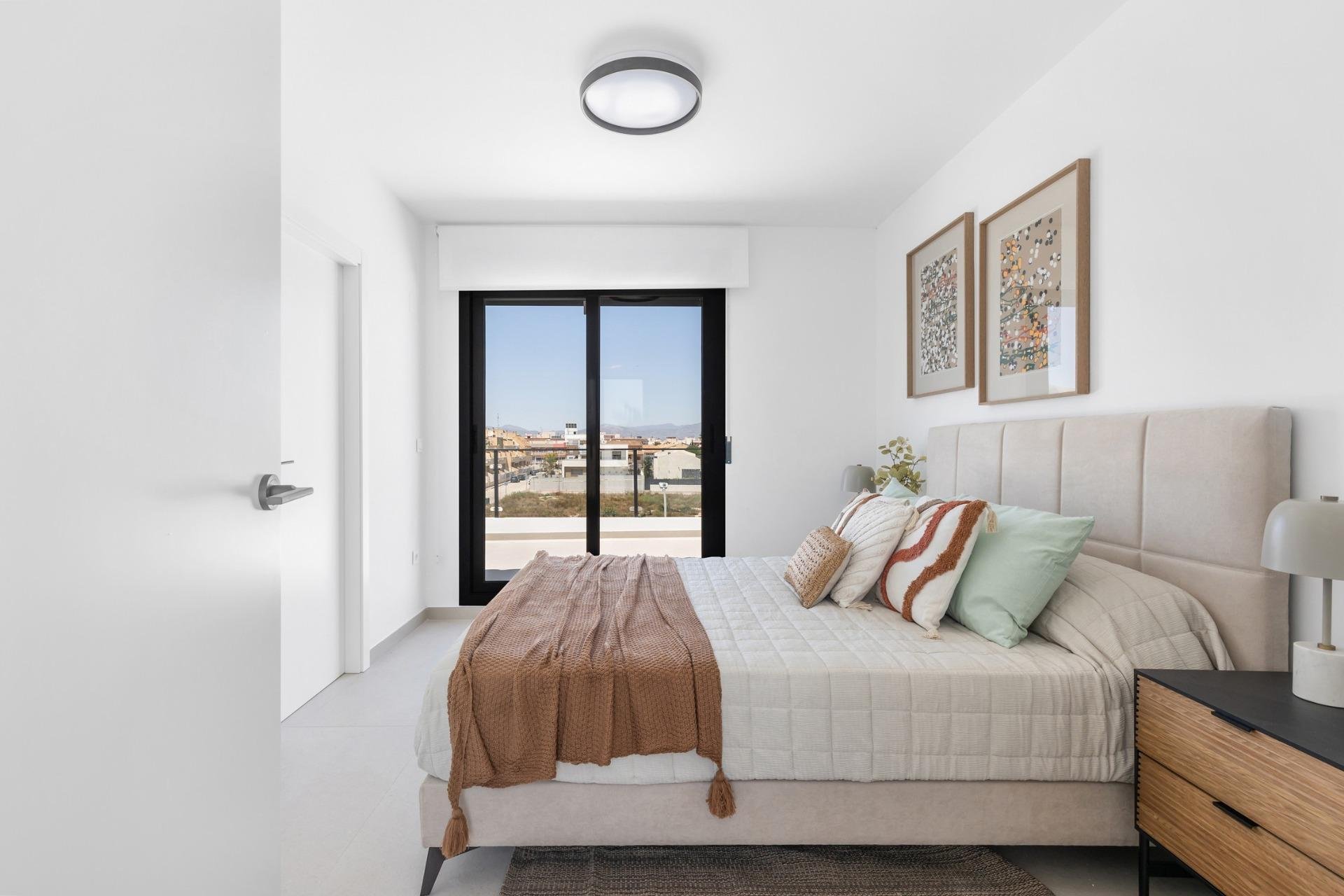 Rynek pierwotny - Szeregowiec - Rafal - pueblo