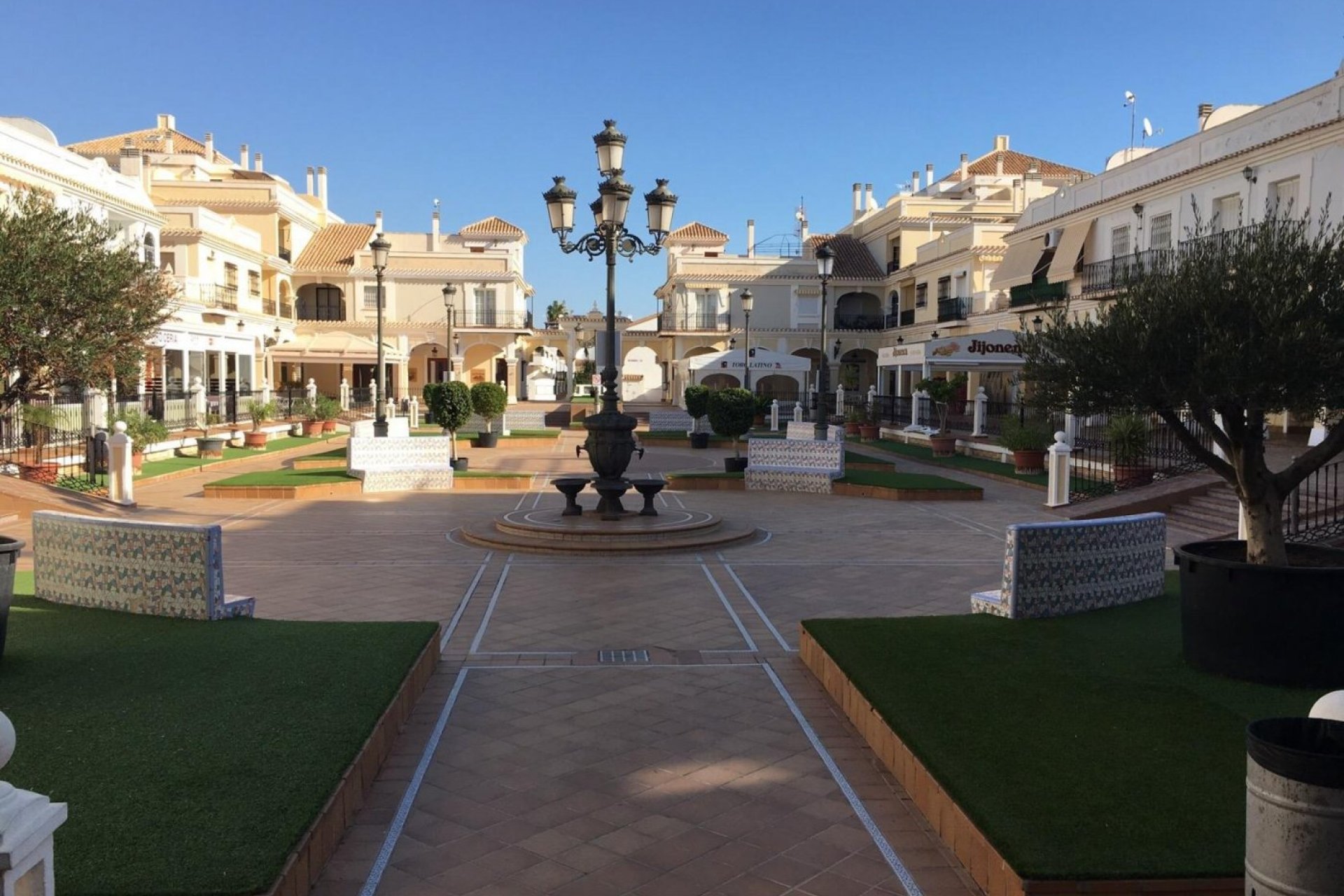 Rynek pierwotny - Villa - Pilar de la Horadada - La Torre de la Horadada