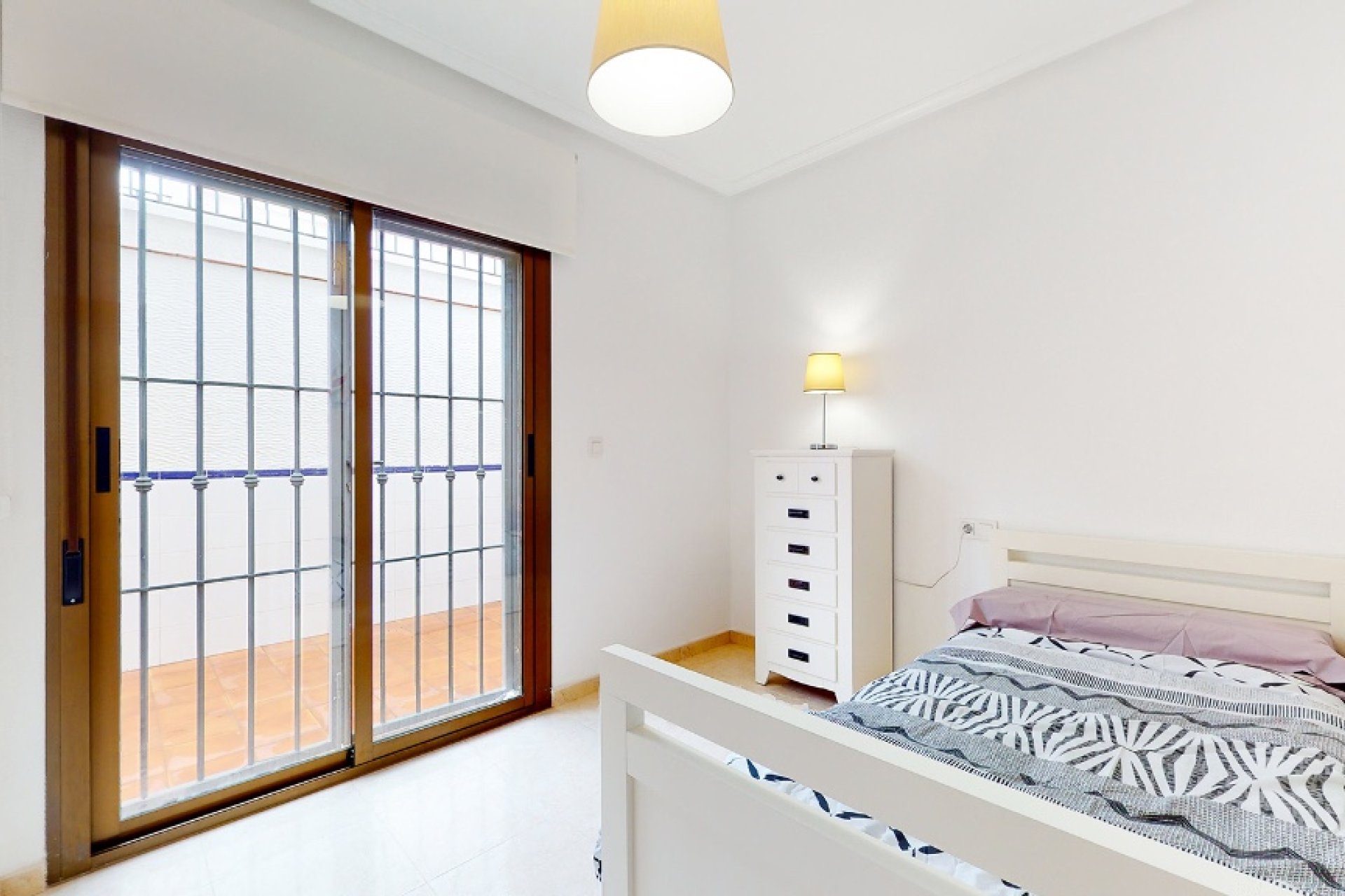 Rynek pierwotny - Willa - San Miguel de Salinas