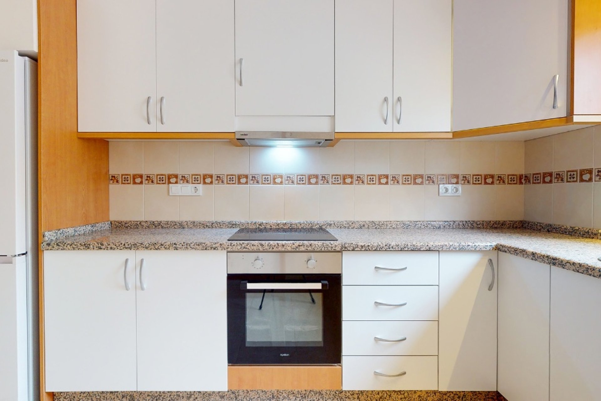 Rynek pierwotny - Willa - San Miguel de Salinas