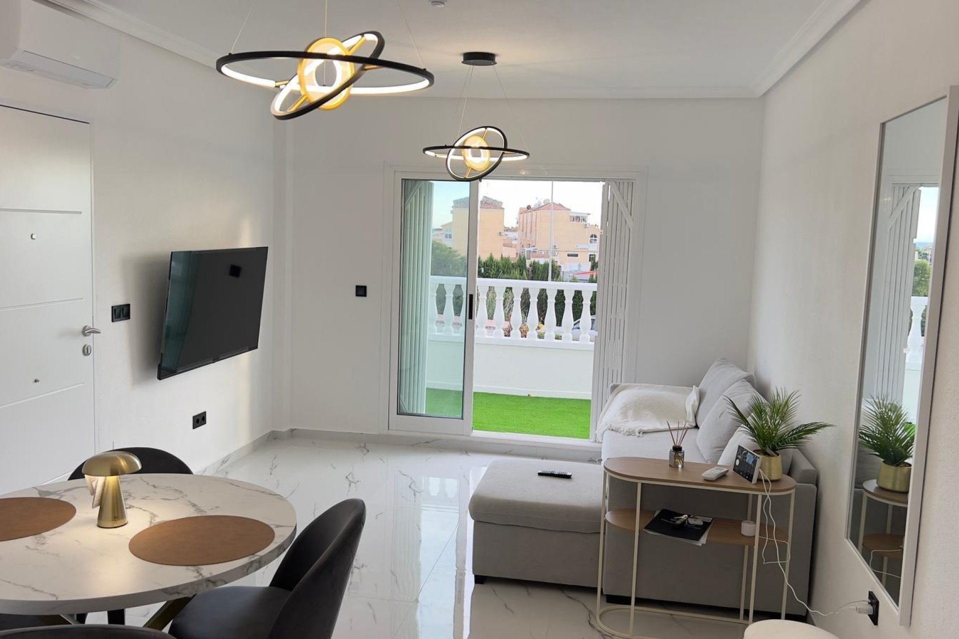 Rynek wtórny - Apartament - Orihuela Costa - La Regia