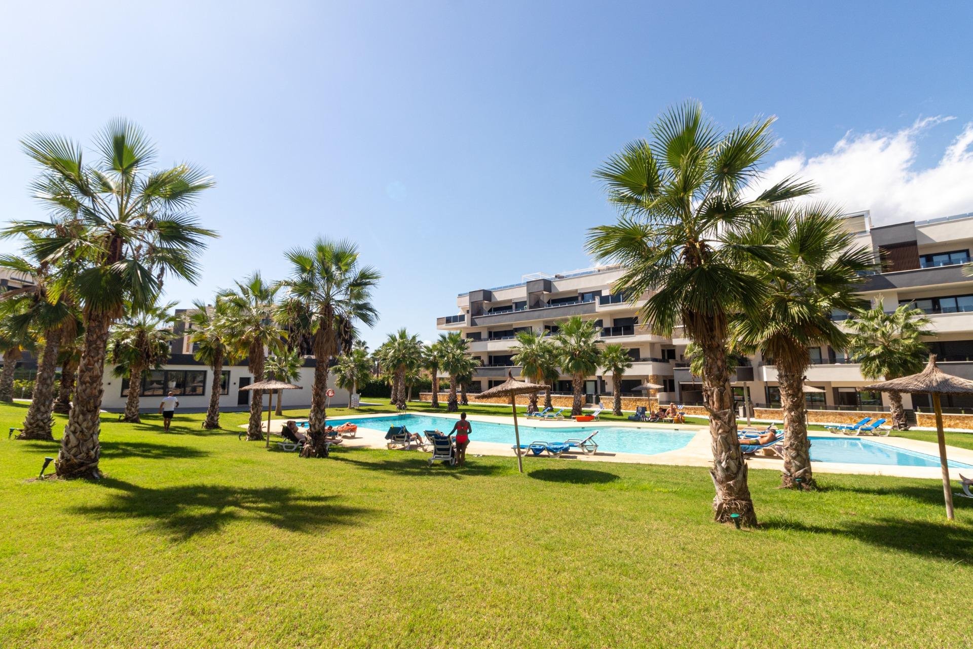 Rynek wtórny - Apartament - Orihuela Costa - Los Almendros-La Florida