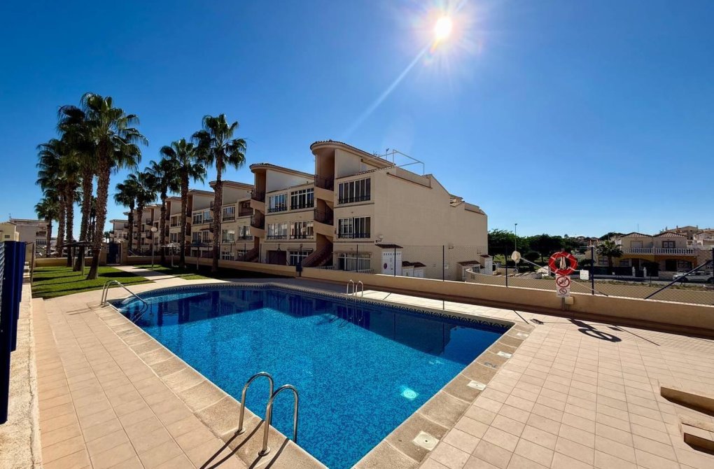Rynek wtórny - Apartament - Orihuela Costa - Los Balcones Y los Altos