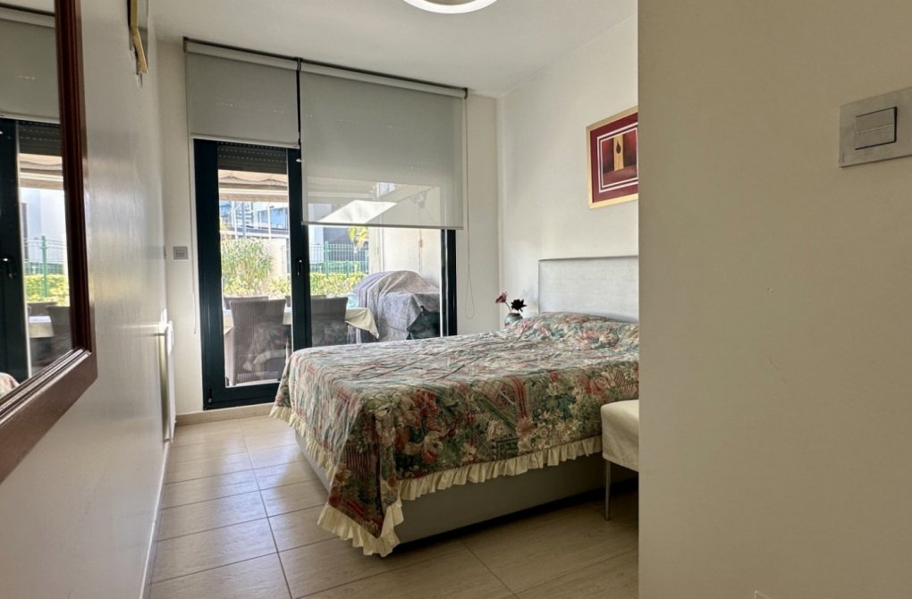 Rynek wtórny - Apartament - Orihuela Costa - Punta Prima