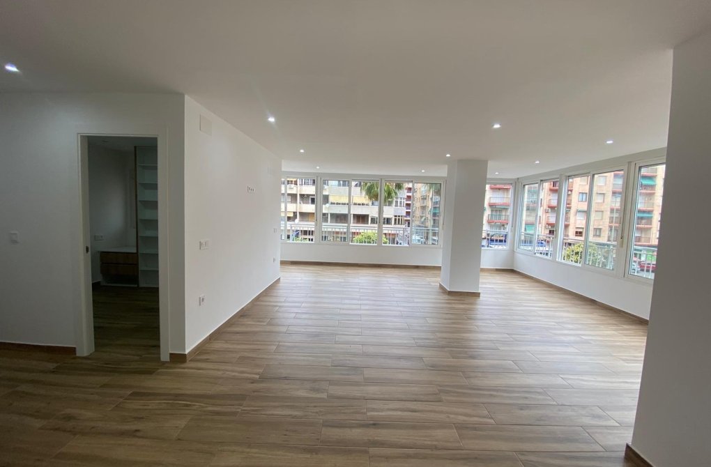 Rynek wtórny - Apartament - Torrevieja - Acequion