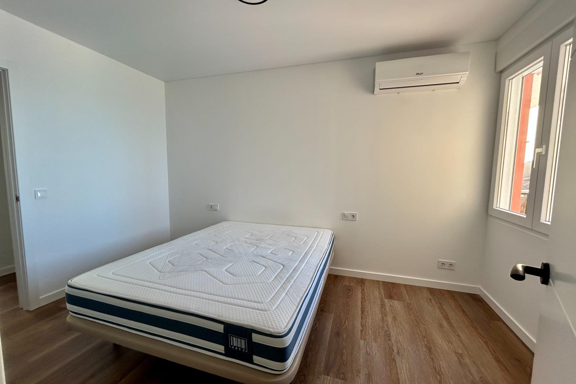 Rynek wtórny - Apartament - Torrevieja - Acequion
