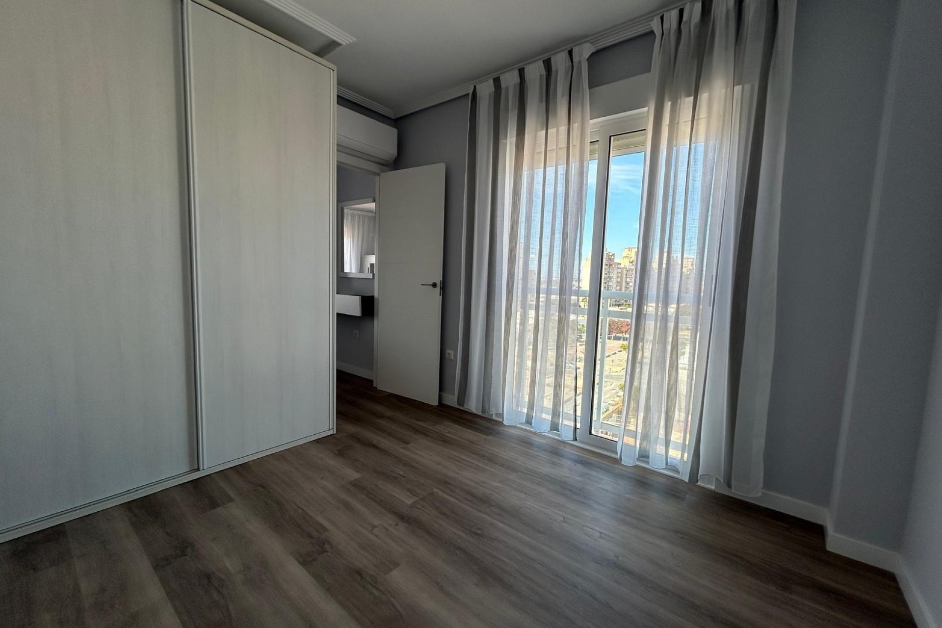 Rynek wtórny - Apartament - Torrevieja - Calas blanca