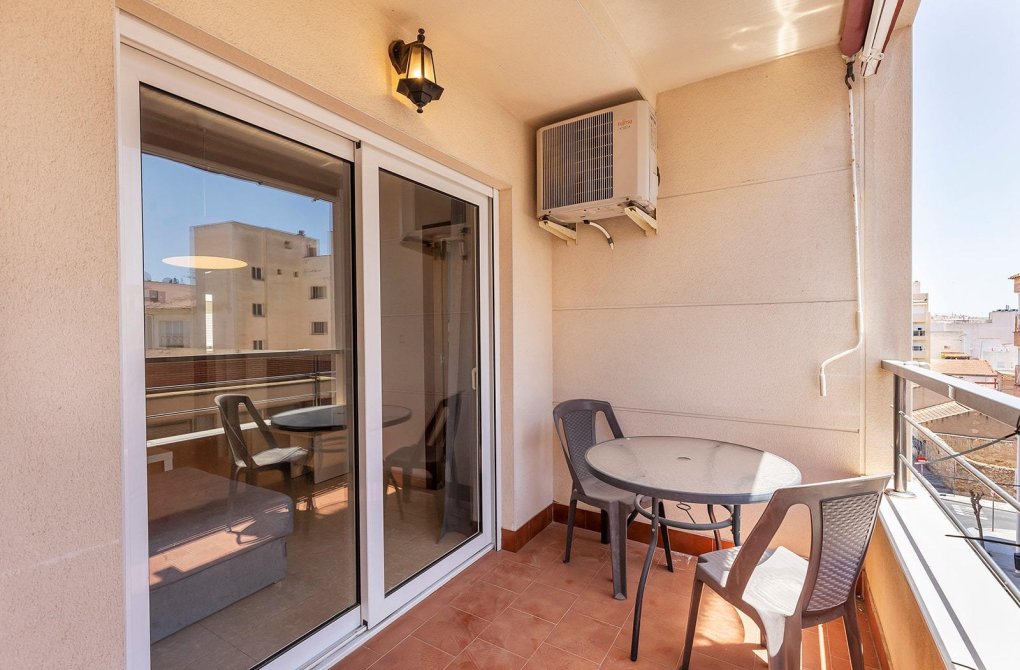 Rynek wtórny - Apartament - Torrevieja - Centro