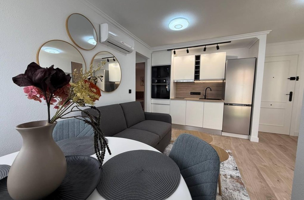 Rynek wtórny - Apartament - Torrevieja - Centro