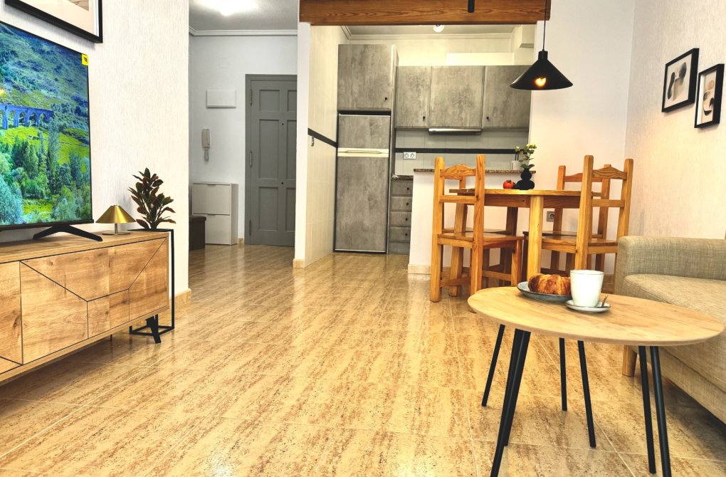 Rynek wtórny - Apartament - Torrevieja - Centro