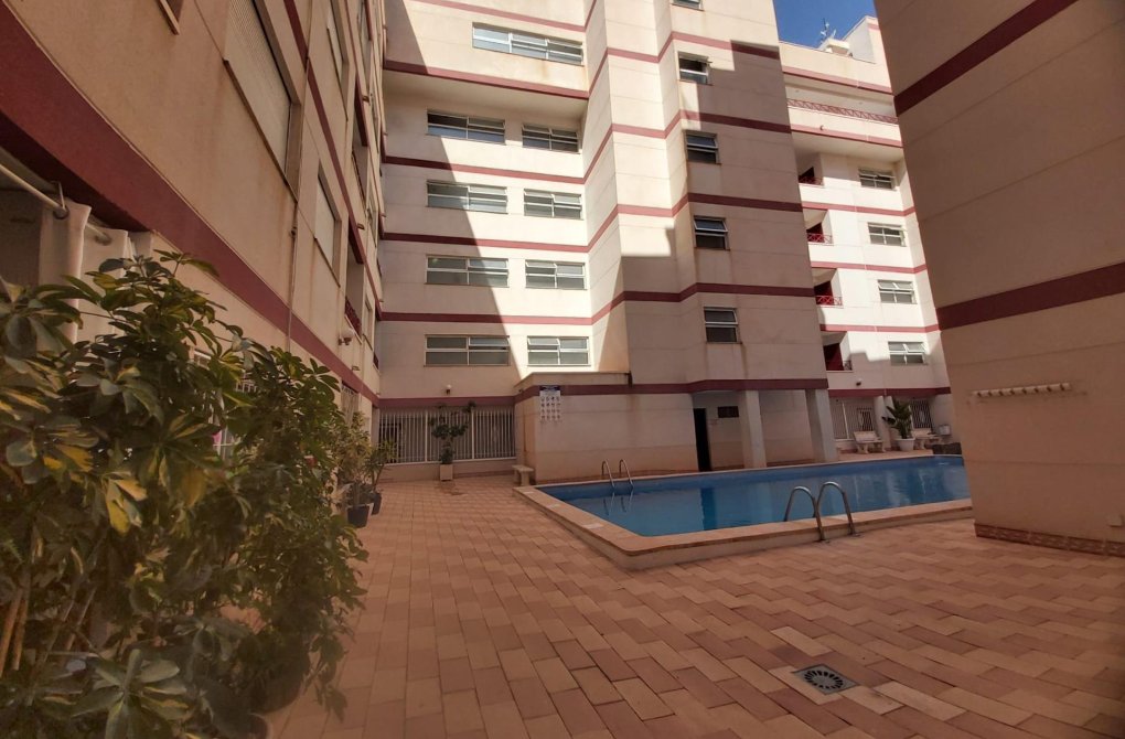 Rynek wtórny - Apartament - Torrevieja - Centro